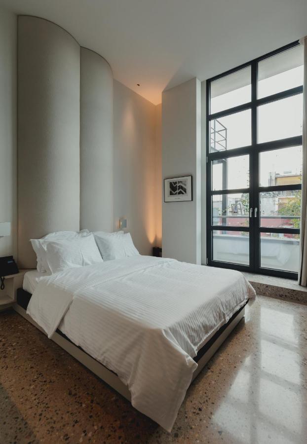 Hotel Plexi Space Athene